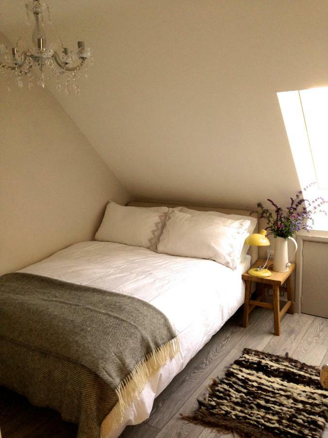 The Loft Apartment Pilton Екстериор снимка