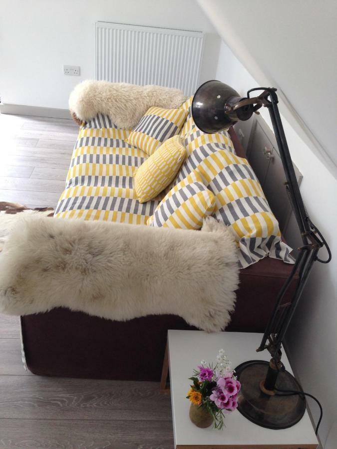 The Loft Apartment Pilton Екстериор снимка